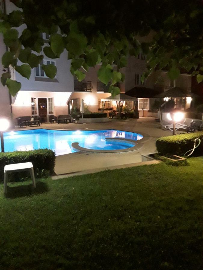 Hotel Bellaria レーヴィコ・テルメ エクステリア 写真